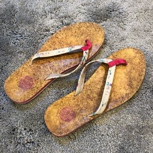 Women’s flip flops